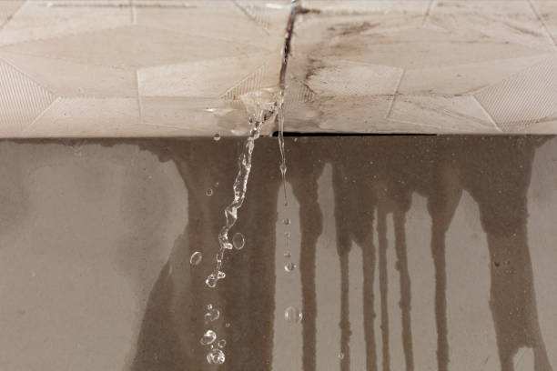 Professional Flood Damage Cleanup technician working in Ponder, TX